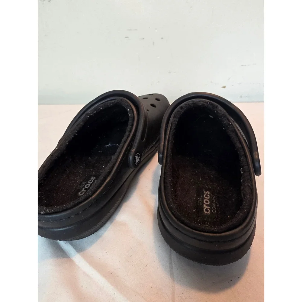 Crocs Classic Fuzz Lined Clogs Black Mens 9 Womens 11 Slip On Shoes